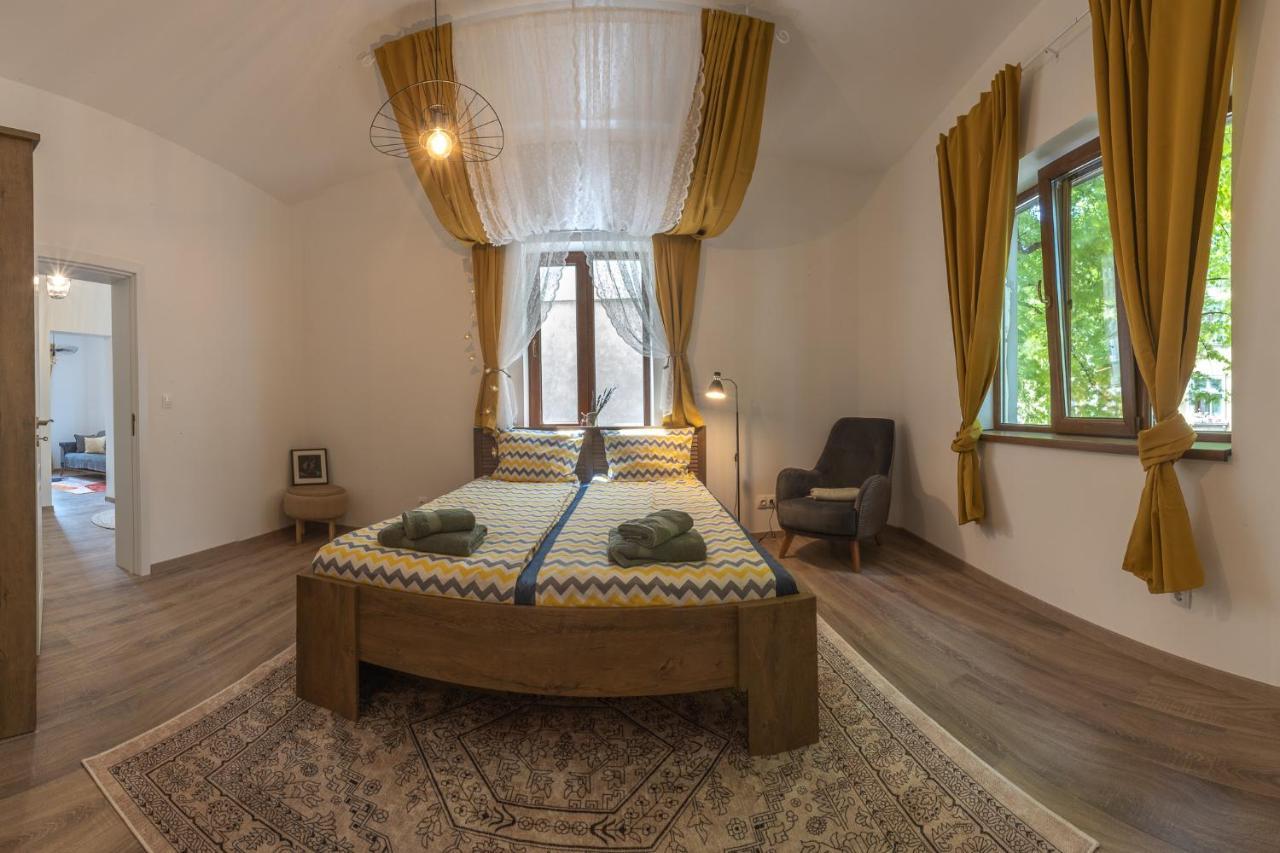 Linden House - A Lovely Apartment In Central וארנה מראה חיצוני תמונה